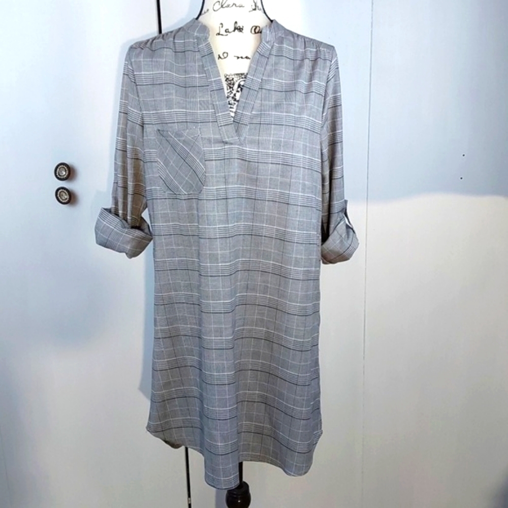 Jodifel- Houndstooth RollTab Sleeves V Neckline Acadamia Preppy Dress Sz.S